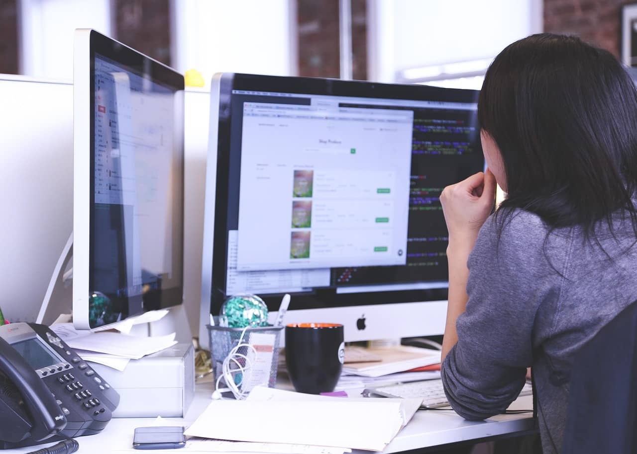 How Are Coworking Spaces Ideal for Entrepreneurs?